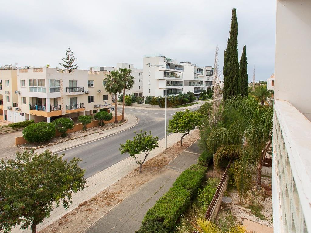 One‑Bedroom Apartment in Paphos – Universal