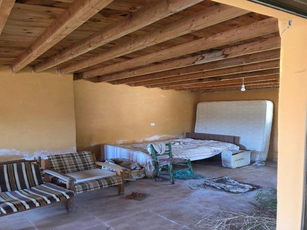 Stone‑Built Two‑Bedroom House in Marathounta