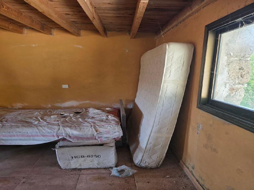 Stone‑Built Two‑Bedroom House in Marathounta
