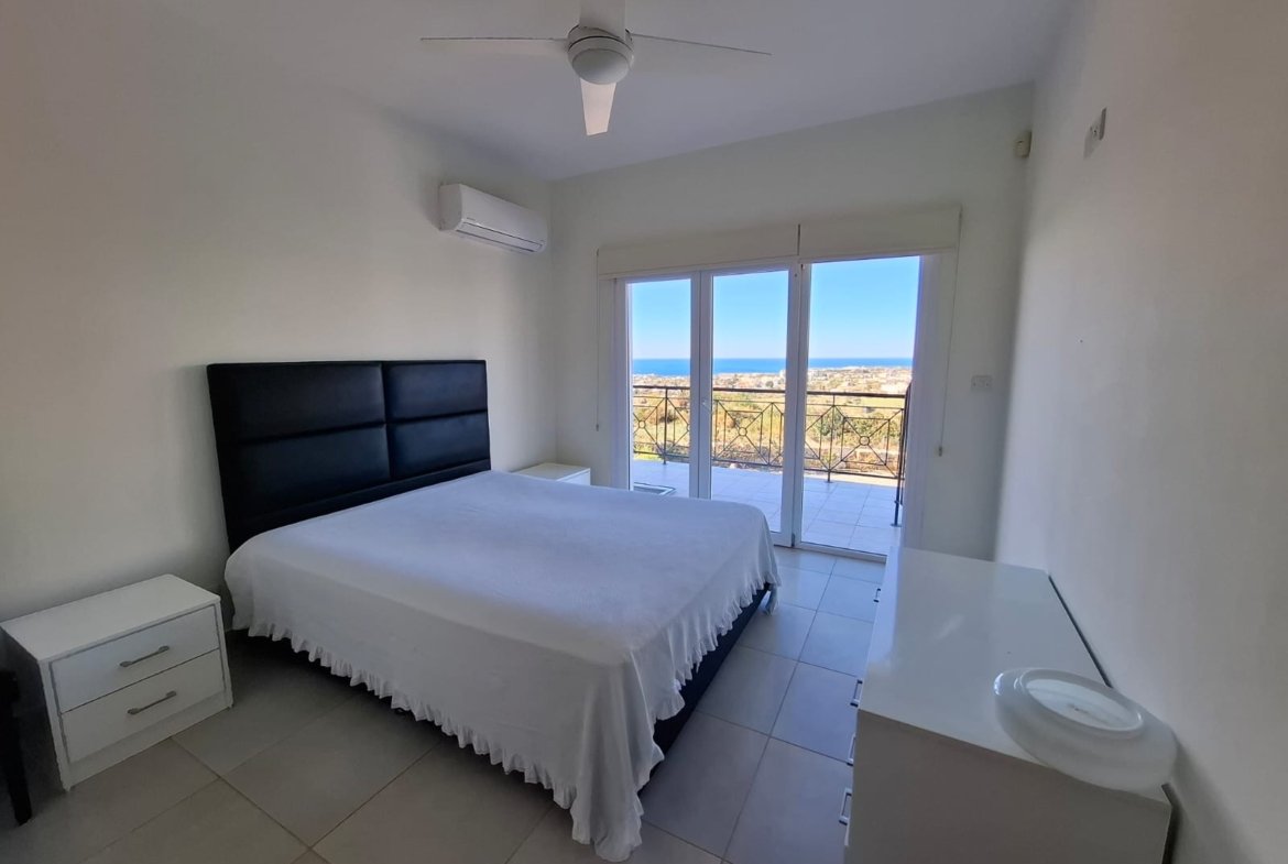 Superb Three‑Bedroom Villa for Sale in Kissonerga