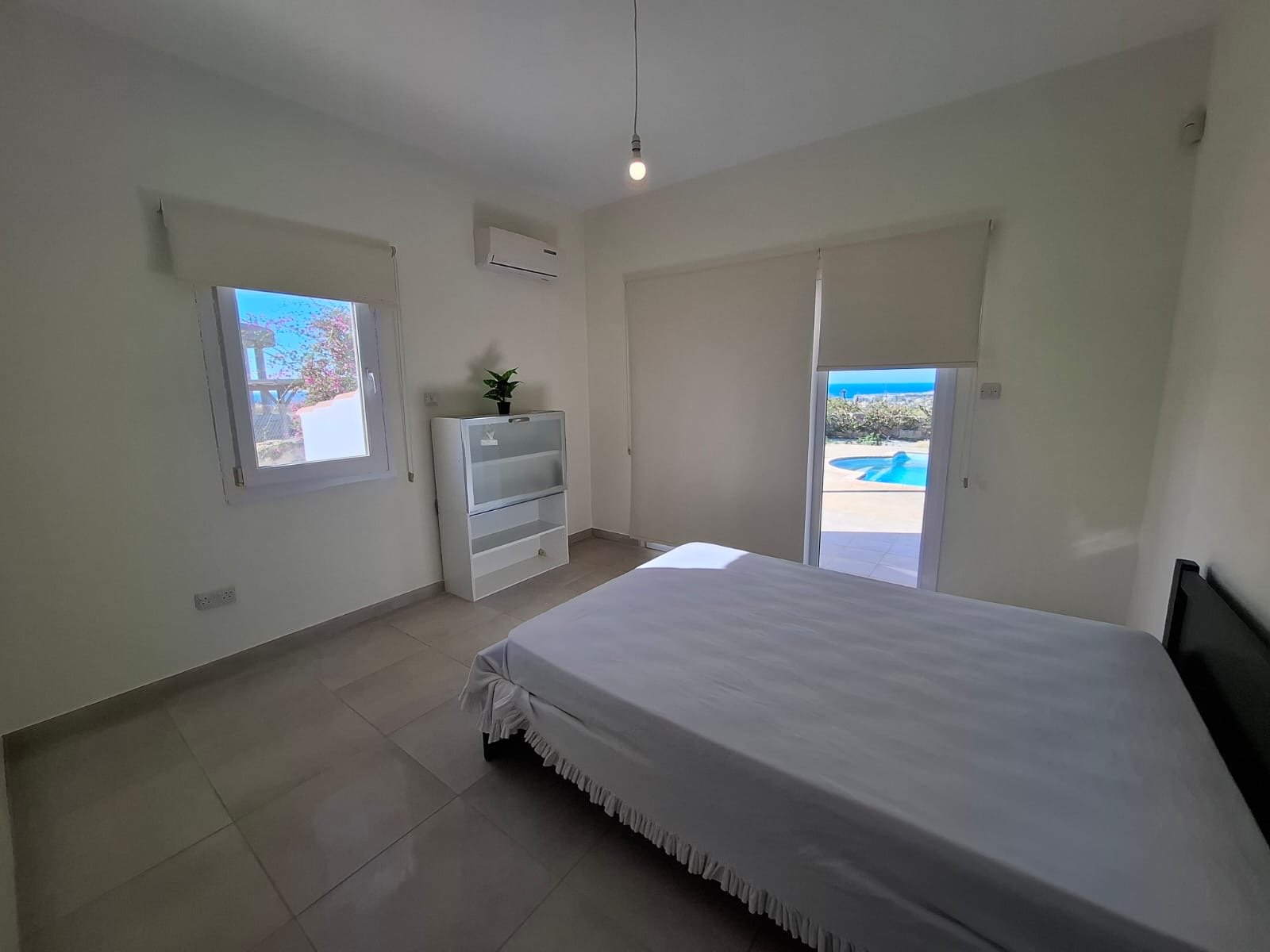 Superb Three‑Bedroom Villa for Sale in Kissonerga