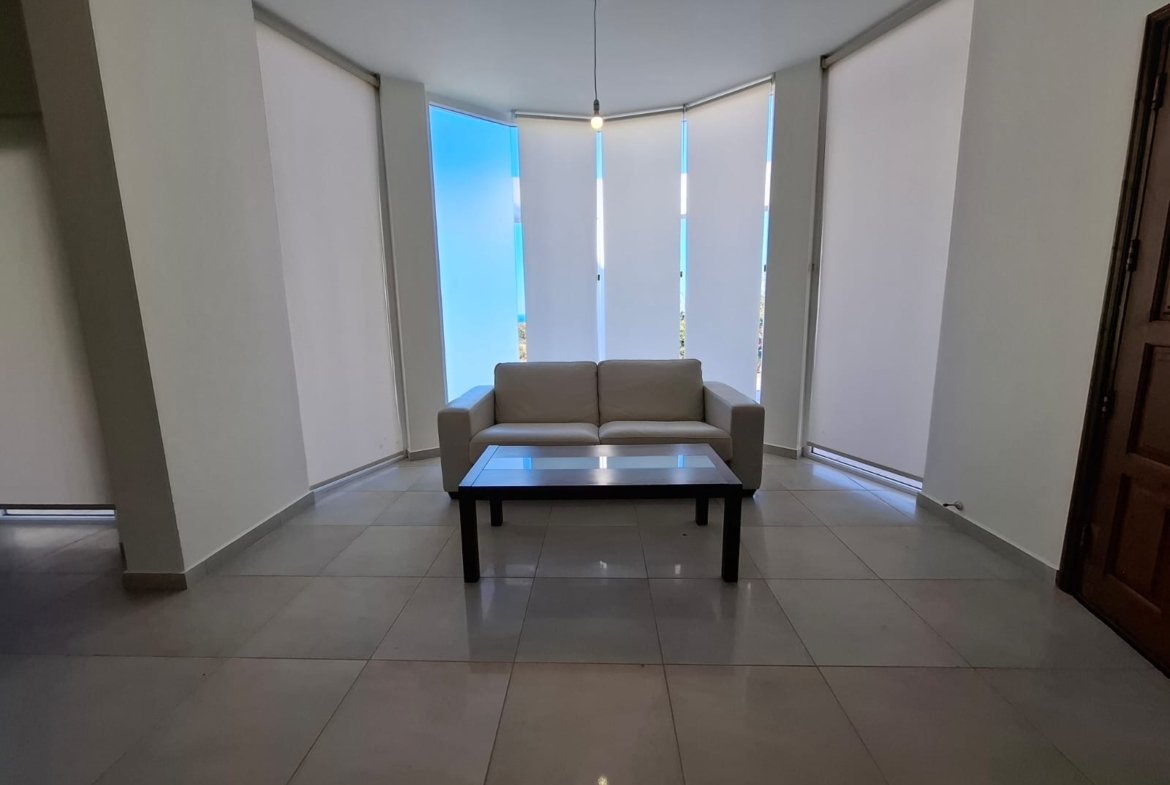 Superb Three‑Bedroom Villa for Sale in Kissonerga