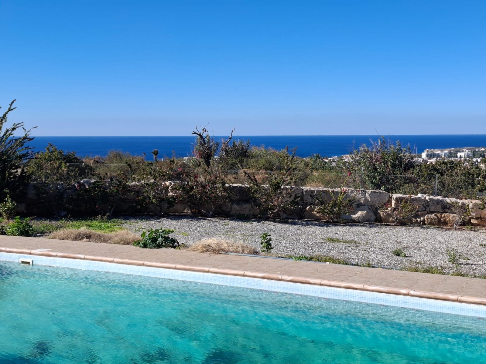 Superb Three‑Bedroom Villa for Sale in Kissonerga