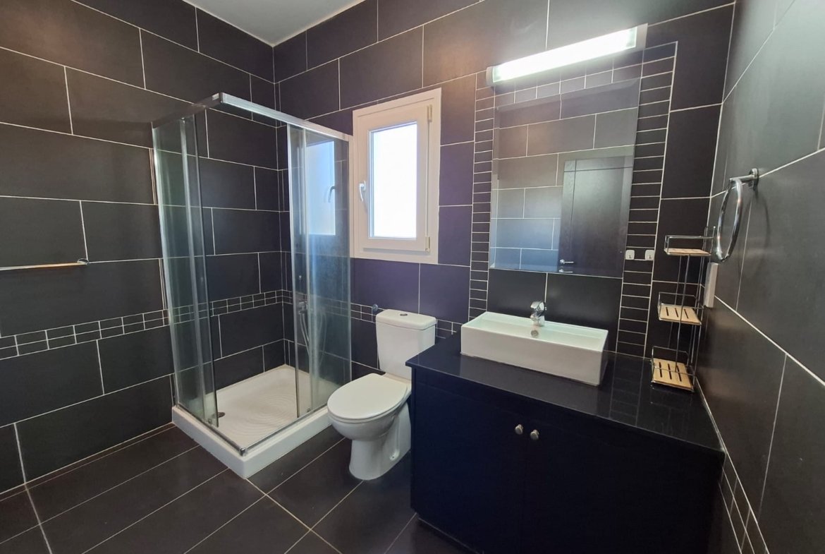 Superb Three‑Bedroom Villa for Sale in Kissonerga