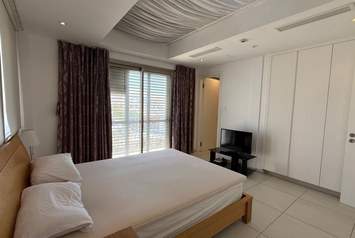 Amazing Three‑Bedroom Penthouse in Paphos – Kato Paphos