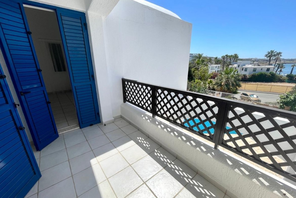 Five Bedroom Four Bathroom Sea-Side Unique Villa in Chloraka Area of Paphos