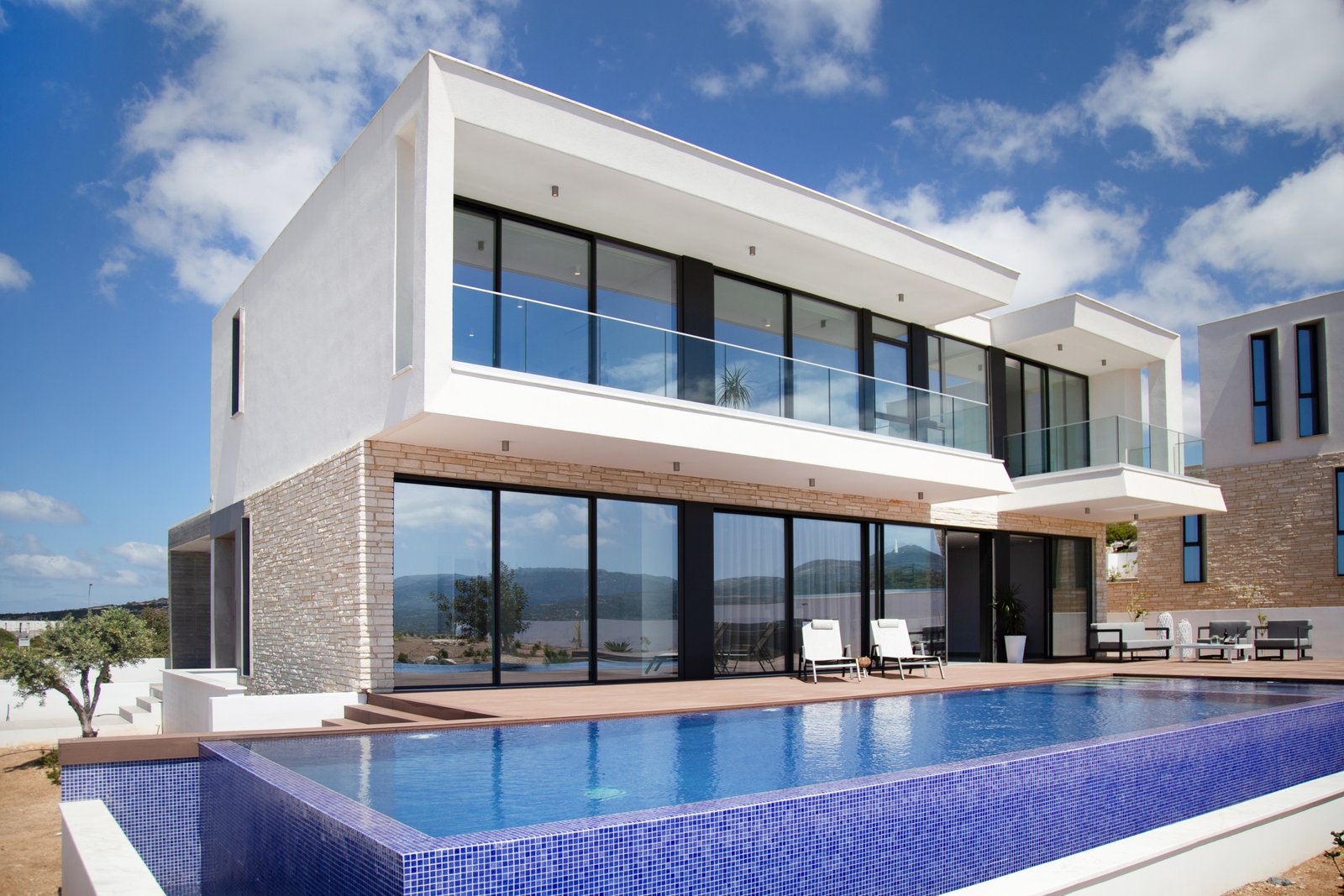 Luxury Boutique Three Bedroom Villas with Spectacular Sea Views in Pegeia