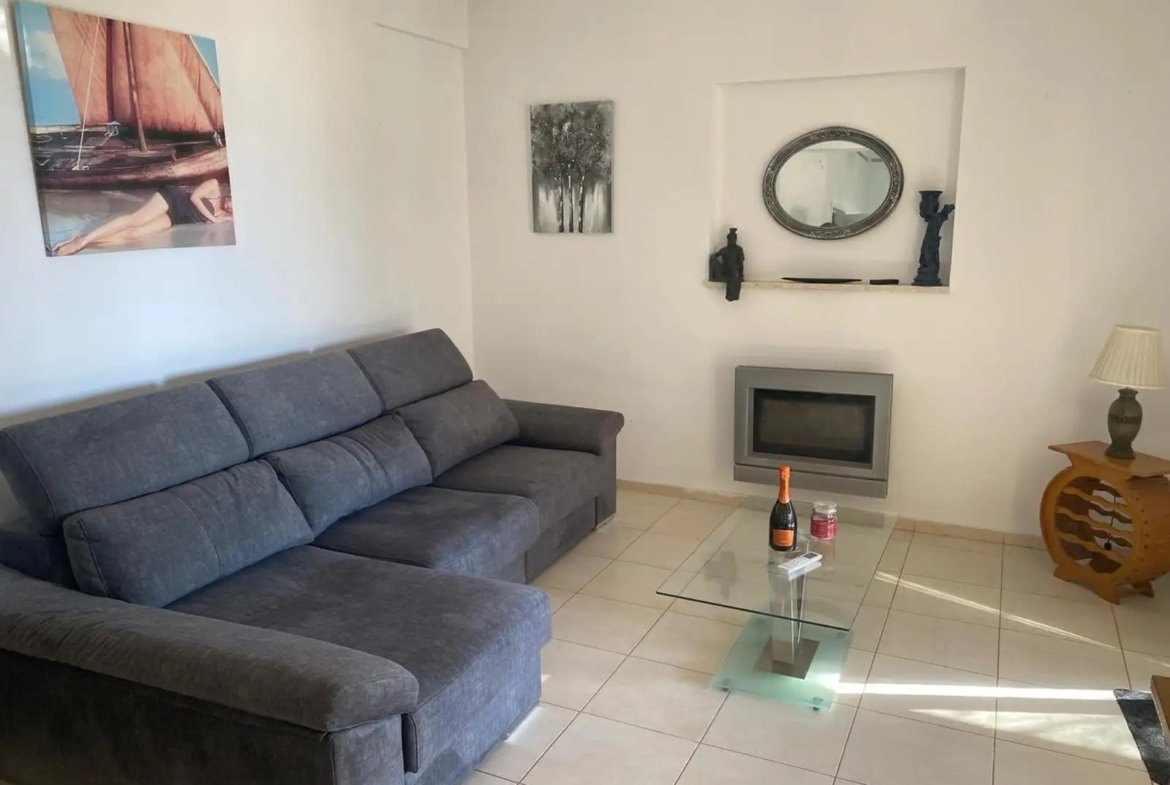 Fully Furnished Three-Bed Villa with Private Pool in Sea Caves Pegeia