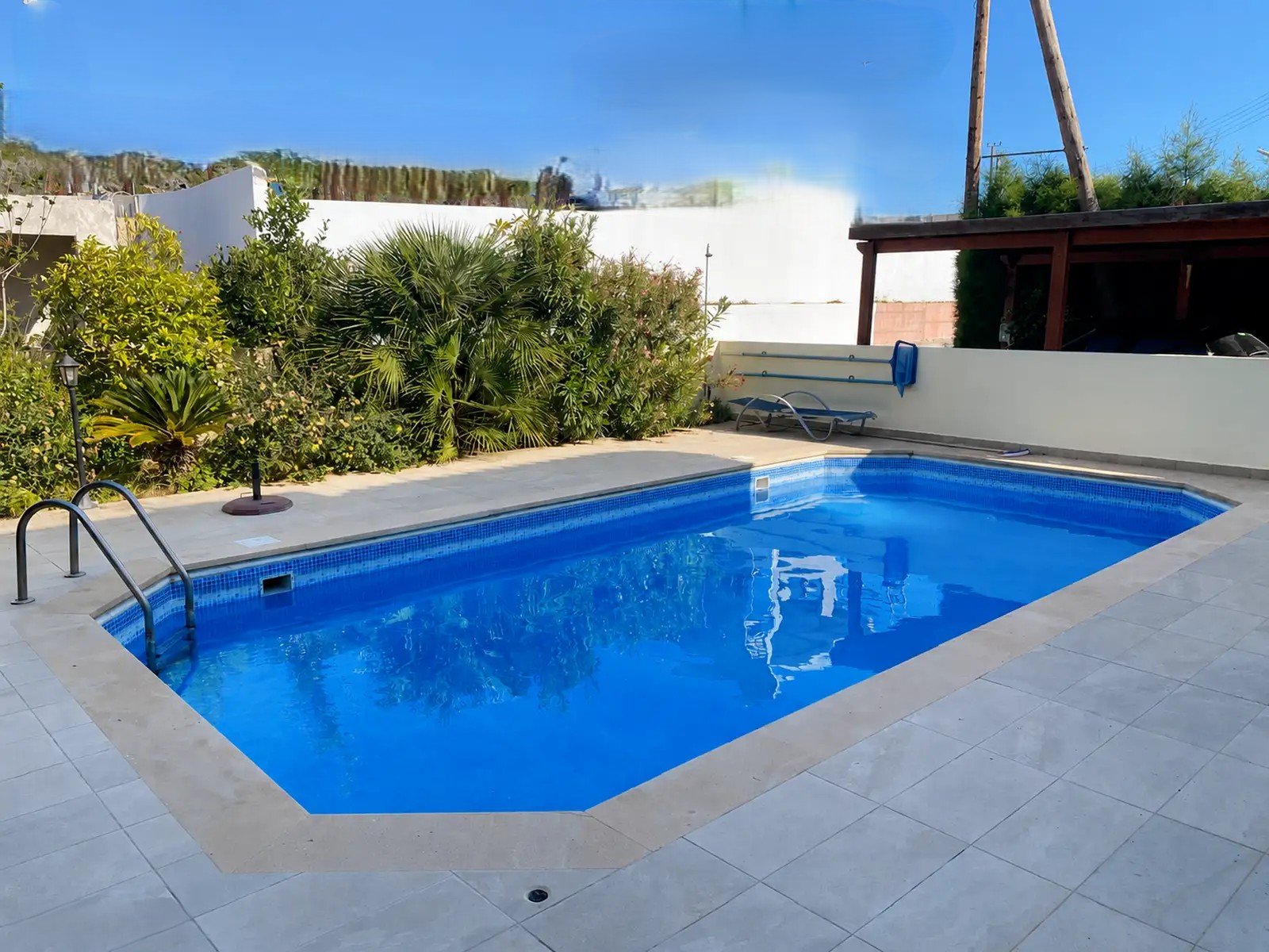 Fully Furnished Three-Bed Villa with Private Pool in Sea Caves Pegeia