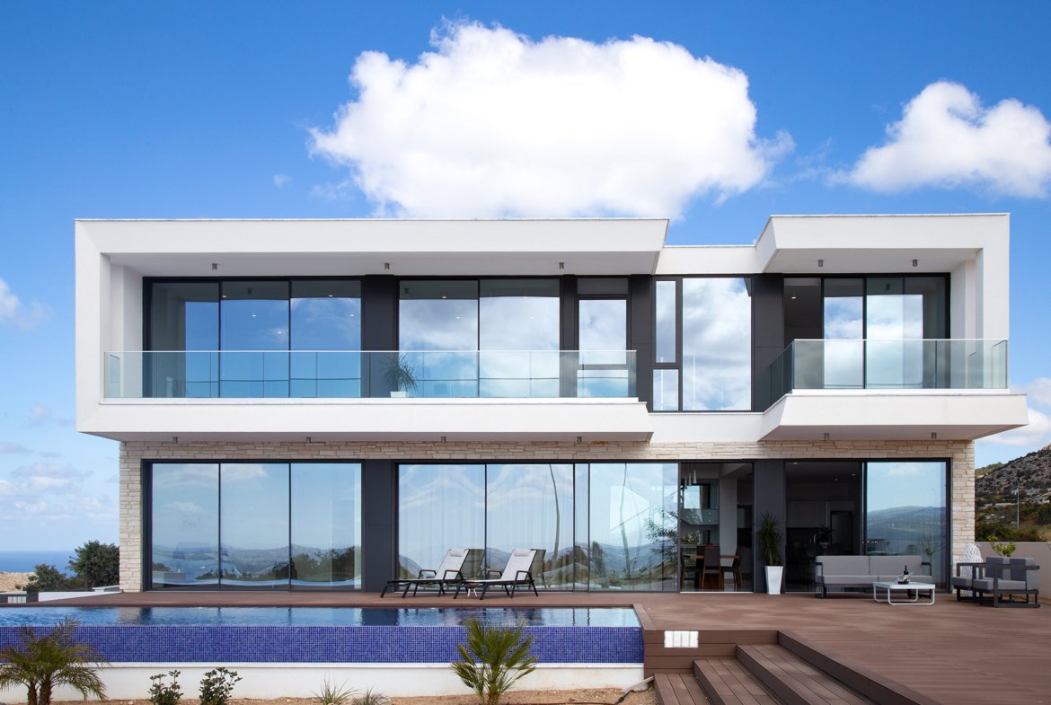 Luxury Boutique Three Bedroom Villas with Spectacular Sea Views in Pegeia