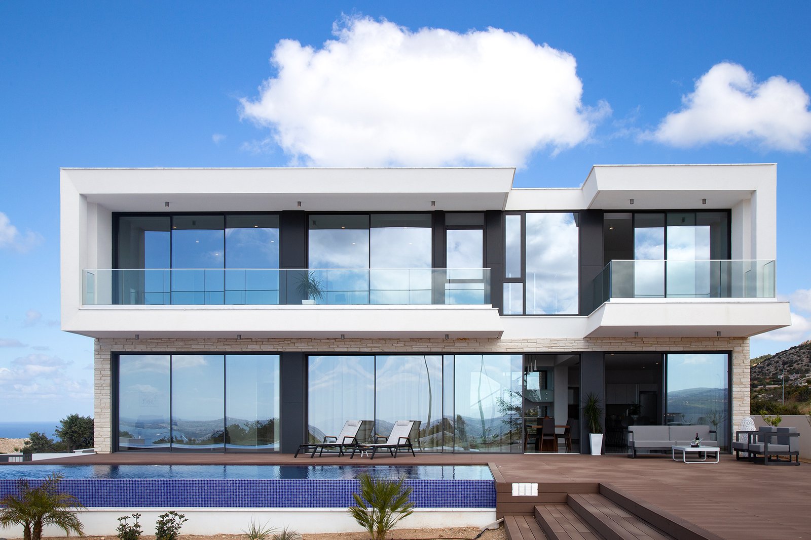 Luxury Boutique Three Bedroom Villas with Spectacular Sea Views in Pegeia
