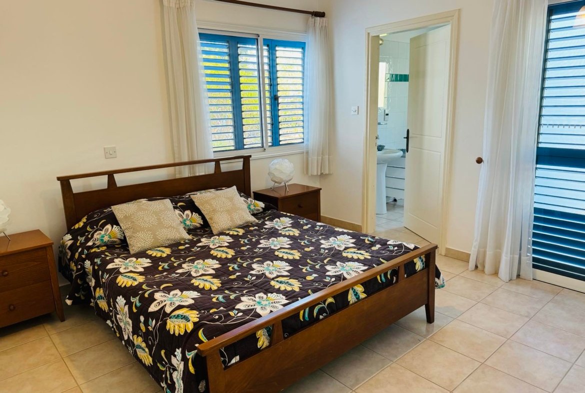 Charming Three Bedroom Mediterranean Bungalow in Sea Caves Pegeia