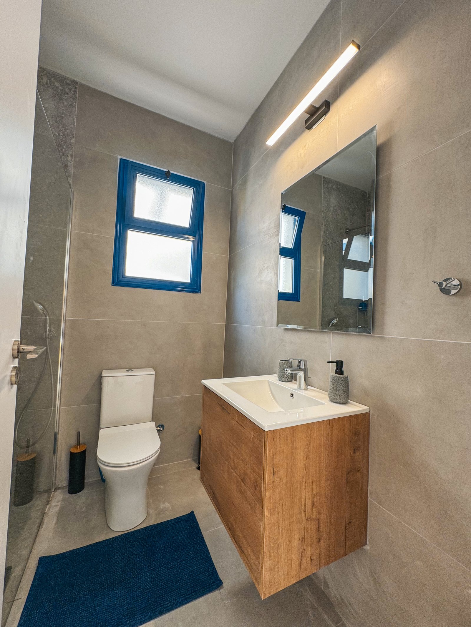Charming Grecian-Style Ground Floor Apartment in Gated Complex