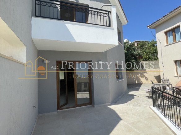 Two Bedroom Semi Detached Corner Townhouse in Pegeia