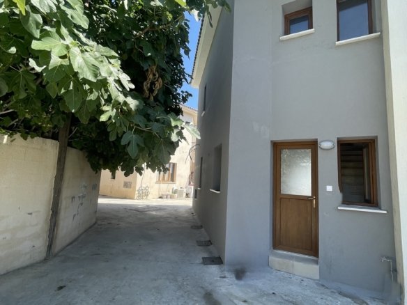 Two Bedroom Semi Detached Corner Townhouse in Pegeia
