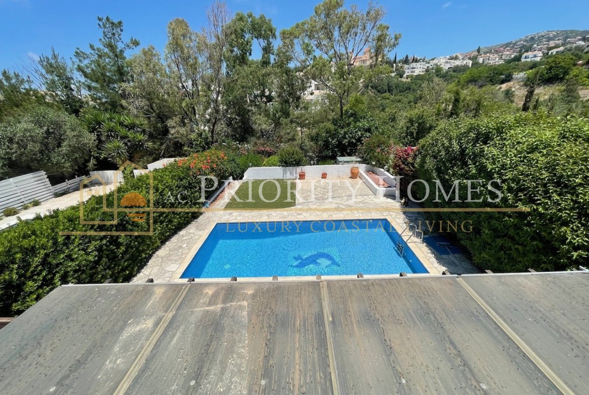 Charming Three-Bedroom Detached Villa in Stefanie Hills, Tala
