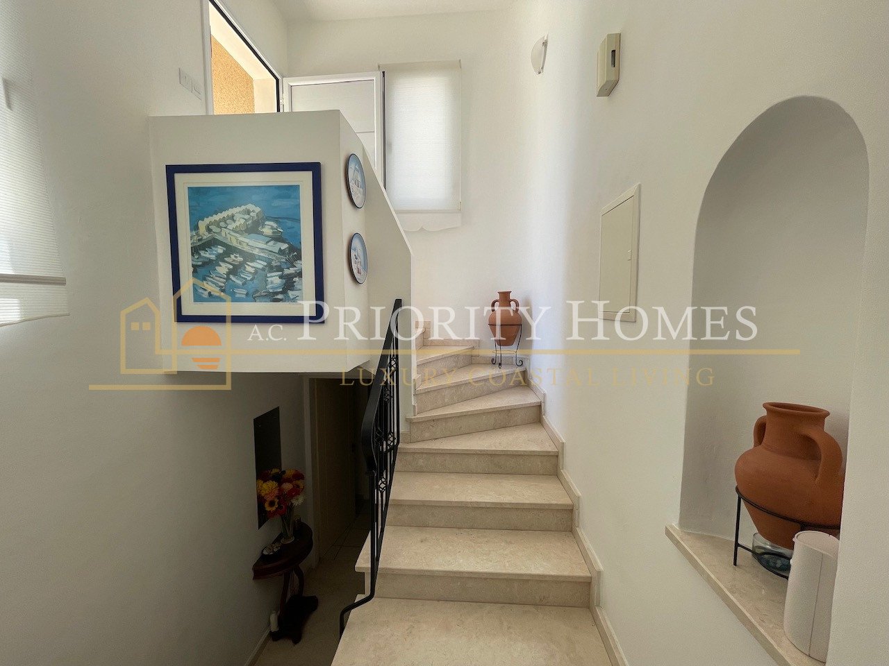 Charming Three-Bedroom Detached Villa in Stefanie Hills, Tala