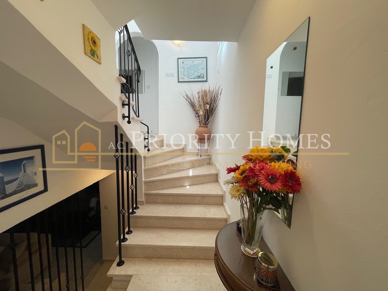 Charming Three-Bedroom Detached Villa in Stefanie Hills, Tala