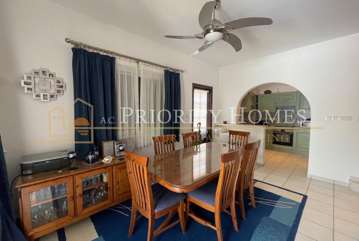 Charming Three-Bedroom Detached Villa in Stefanie Hills, Tala