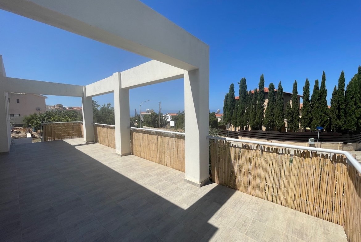 Beautifully Refurbished Three-Bedroom Bungalow with Sea Views in Tala
