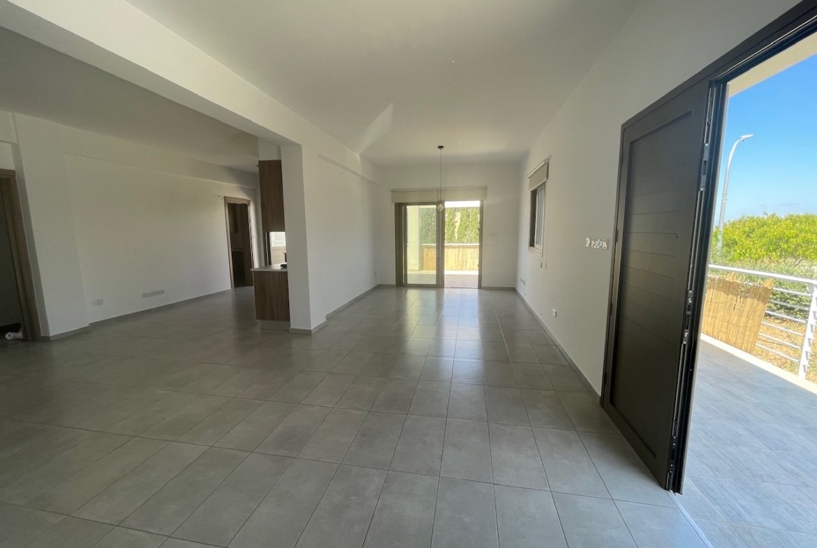 Beautifully Refurbished Three-Bedroom Bungalow with Sea Views in Tala