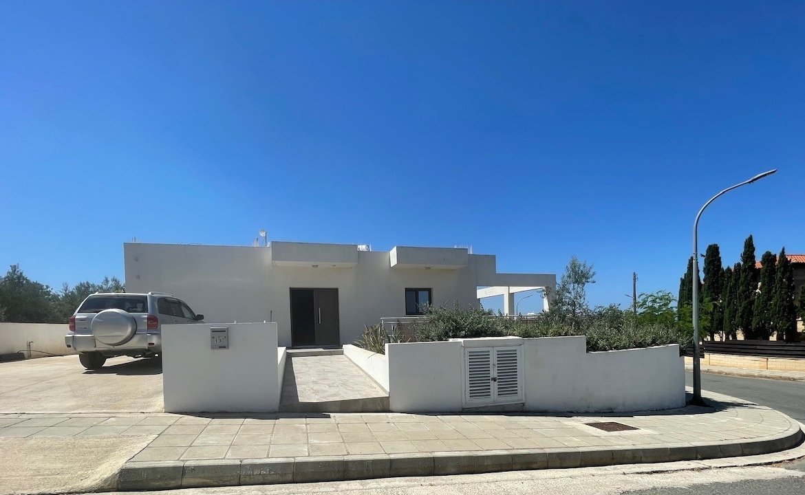 Beautifully Refurbished Three-Bedroom Bungalow with Sea Views in Tala