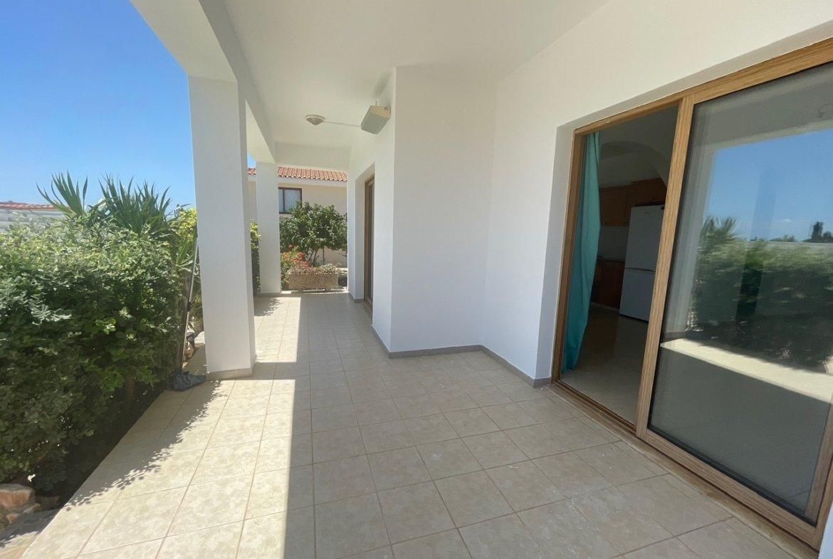 Spacious Four-Bedroom Villa with Stunning Views in Coral Bay