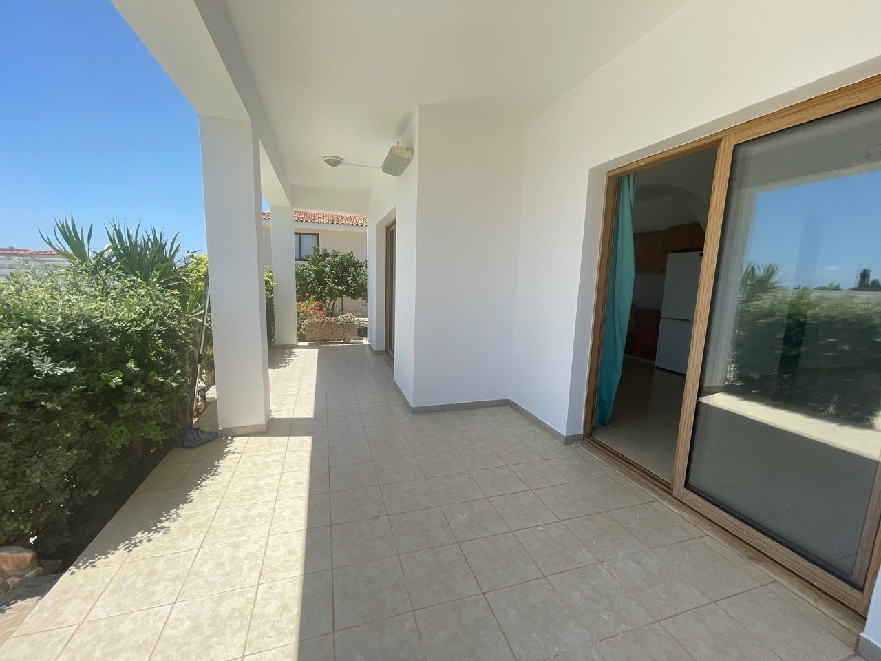 Spacious Four-Bedroom Villa with Stunning Views in Coral Bay