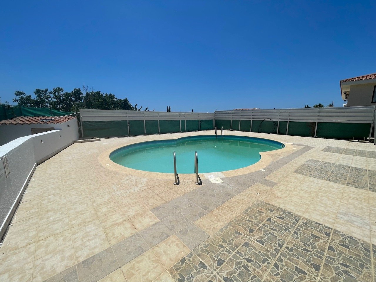 Spacious Four-Bedroom Villa with Stunning Views in Coral Bay