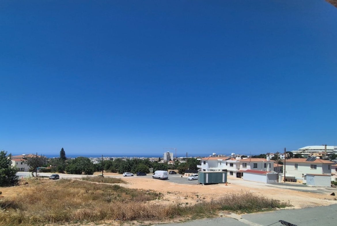 Two Bedroom Two Bathroom Apartment in Konia Paphos