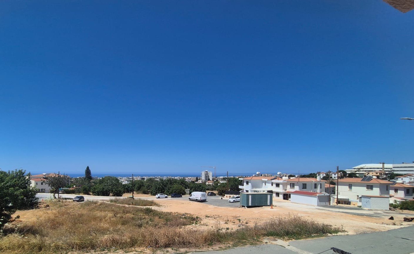 Two Bedroom Two Bathroom Apartment in Konia Paphos