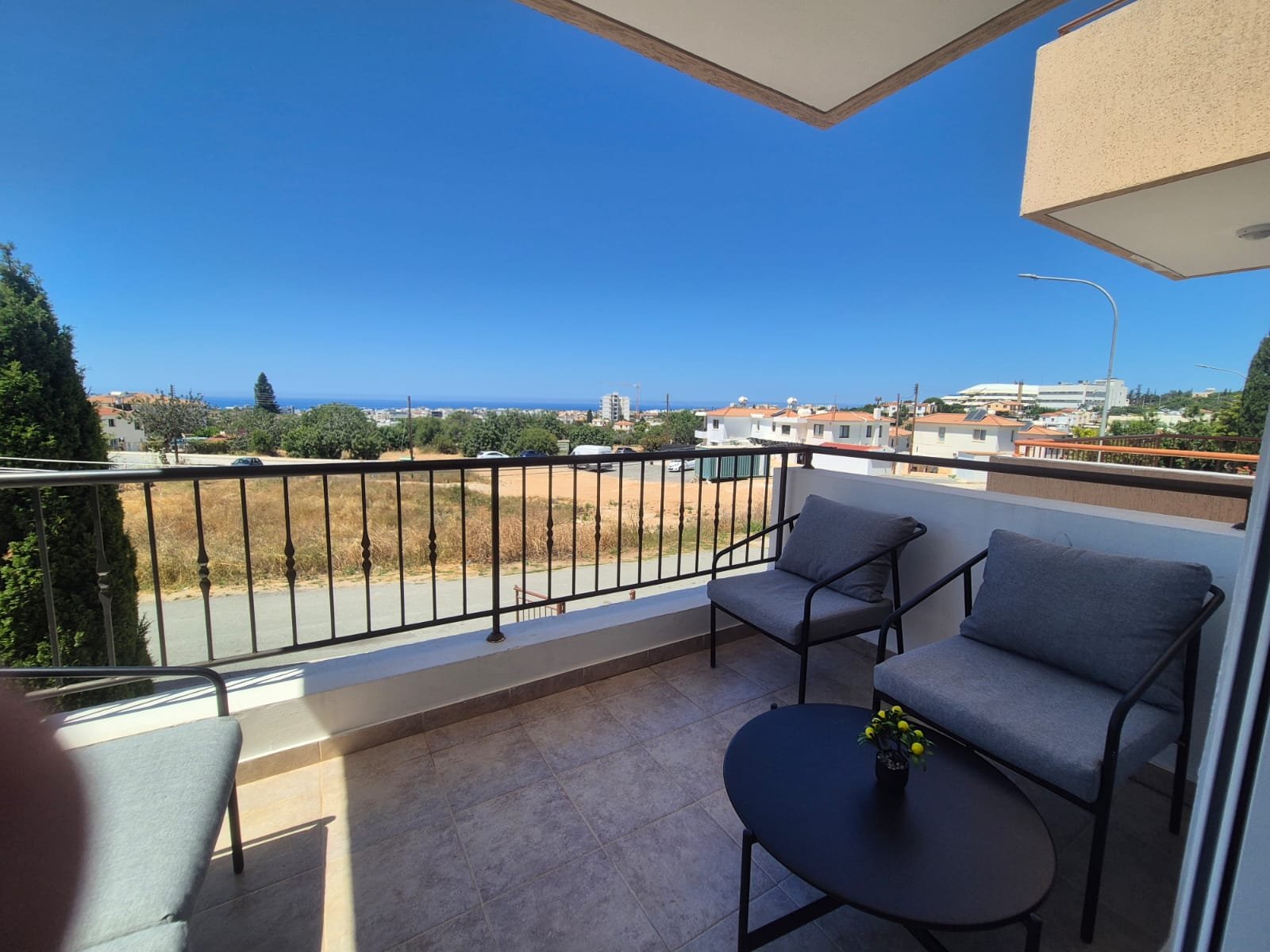 Two Bedroom Two Bathroom Apartment in Konia Paphos