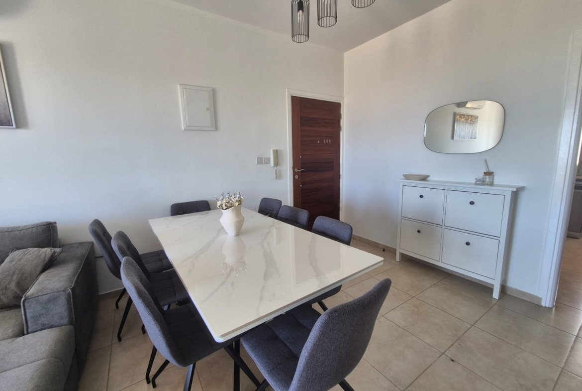 Two Bedroom Two Bathroom Apartment in Konia Paphos