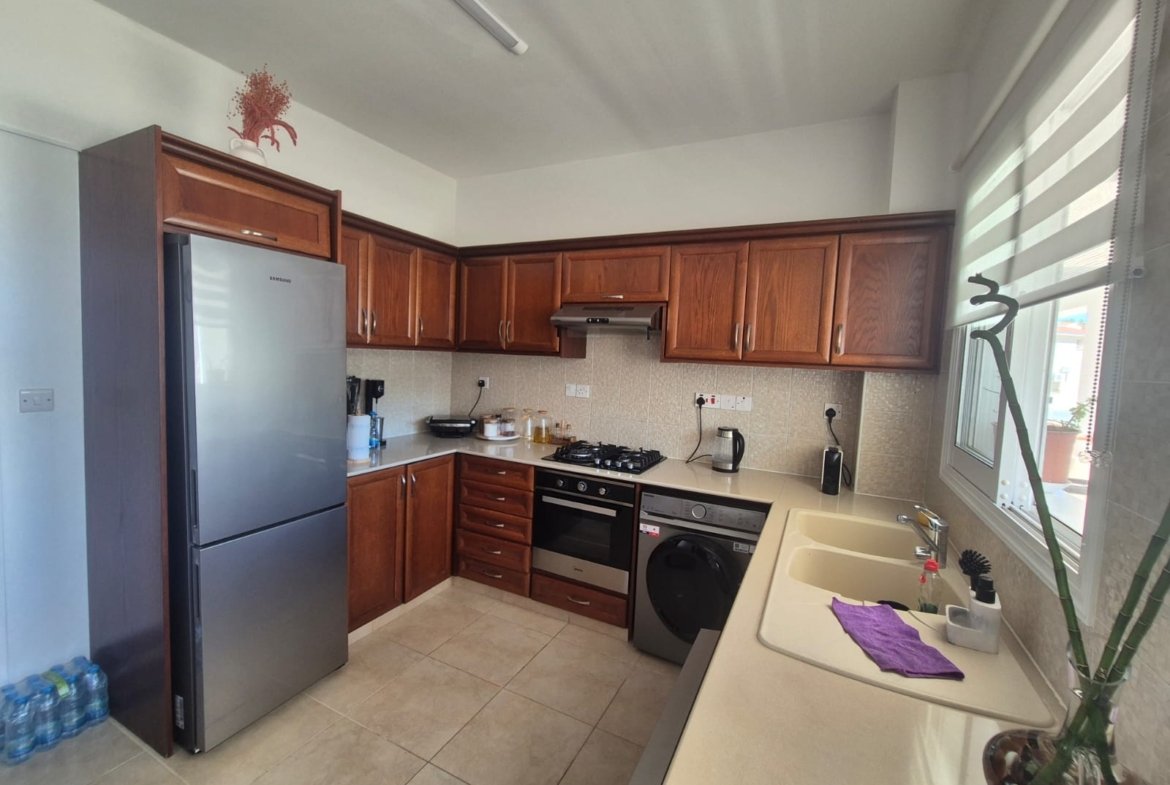 Two Bedroom Two Bathroom Apartment in Konia Paphos