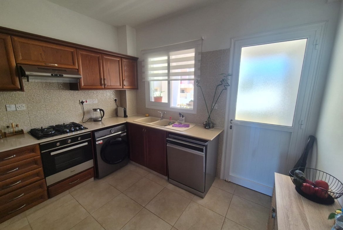 Two Bedroom Two Bathroom Apartment in Konia Paphos
