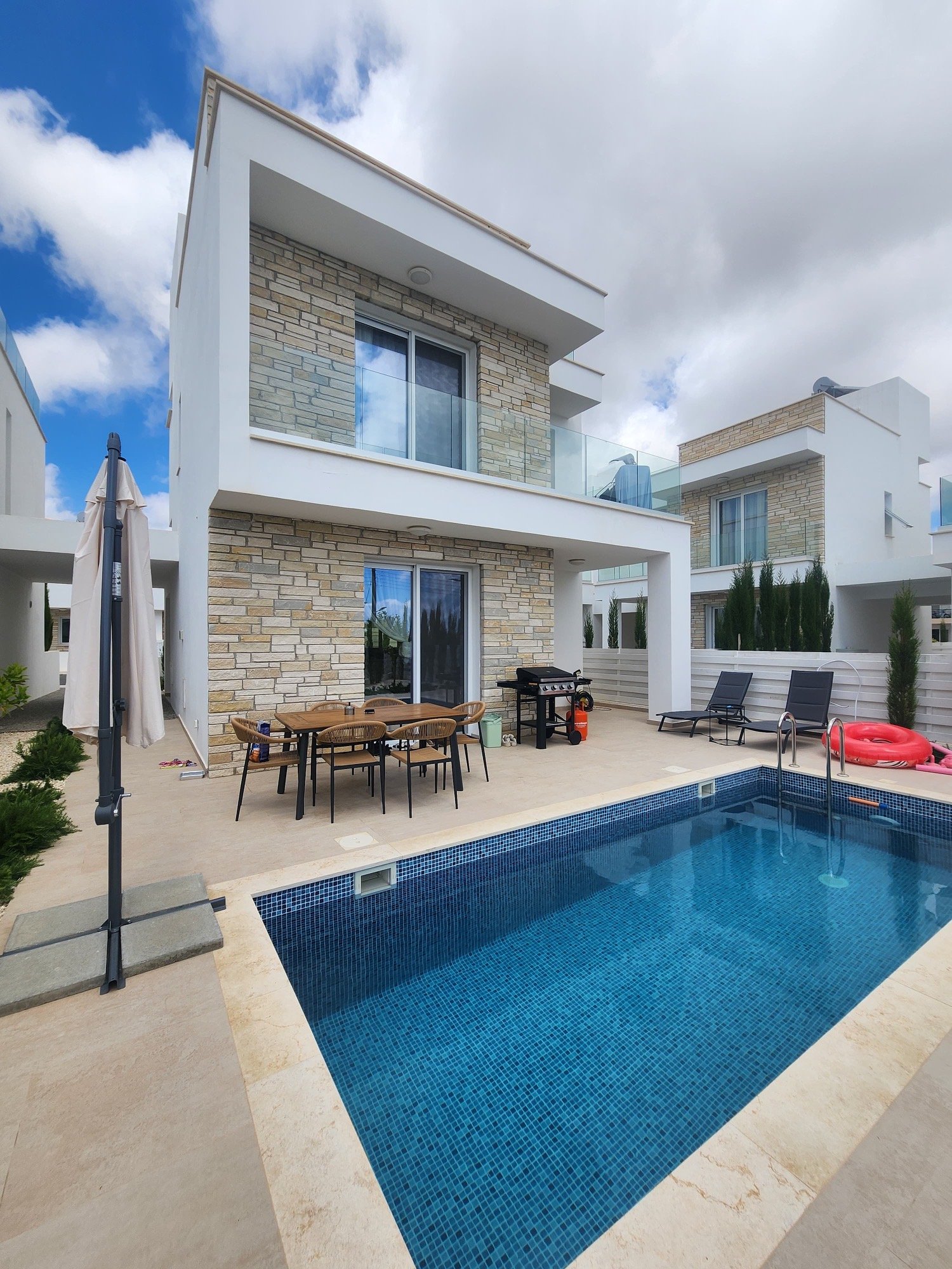 Modern Three-Bedroom Villa with Private Pool in Pegeia