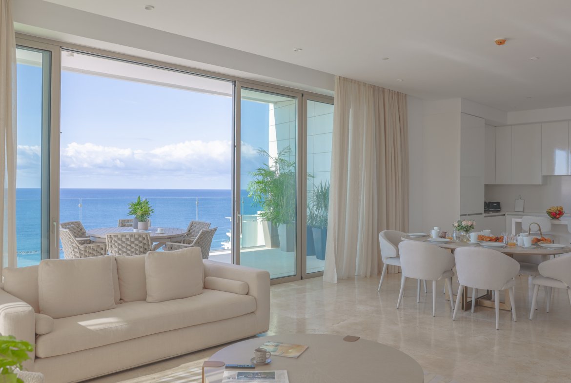 Exceptional Three Bedroom Waterfront Apartments in Prime Paphos Location