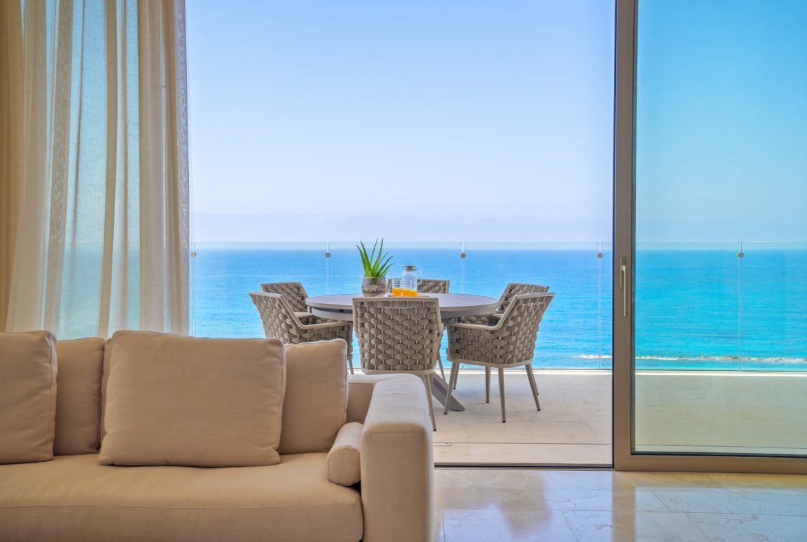 Exceptional Three Bedroom Waterfront Apartments in Prime Paphos Location