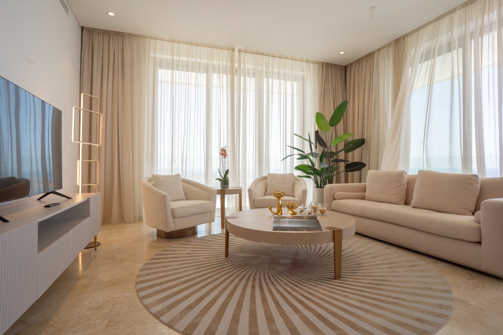 Exceptional Three Bedroom Waterfront Apartments in Prime Paphos Location