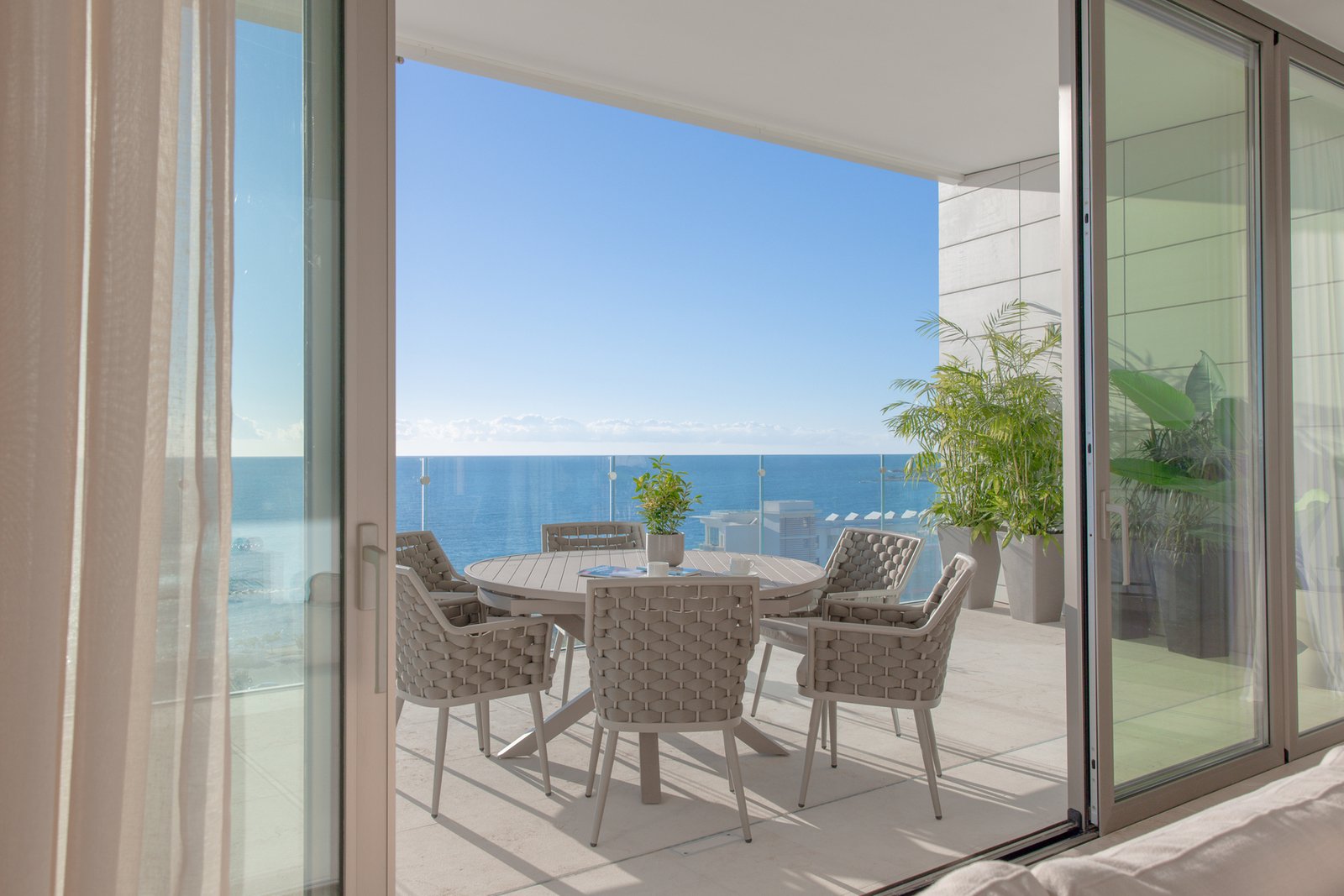 Exceptional Three Bedroom Waterfront Apartments in Prime Paphos Location