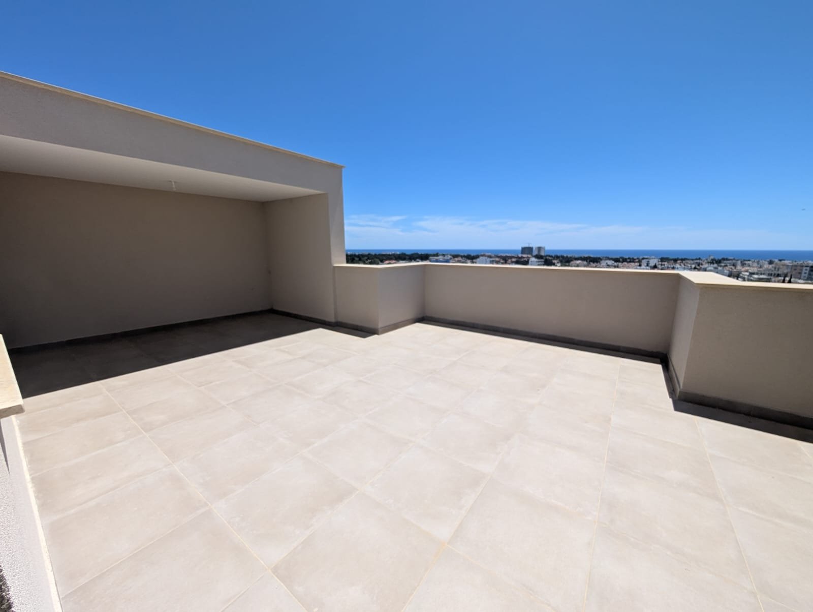 Unique 2 Bedroom 2 Bathroom Sea-View Apartment with Private Roof Terrace in Universal Area of Paphos