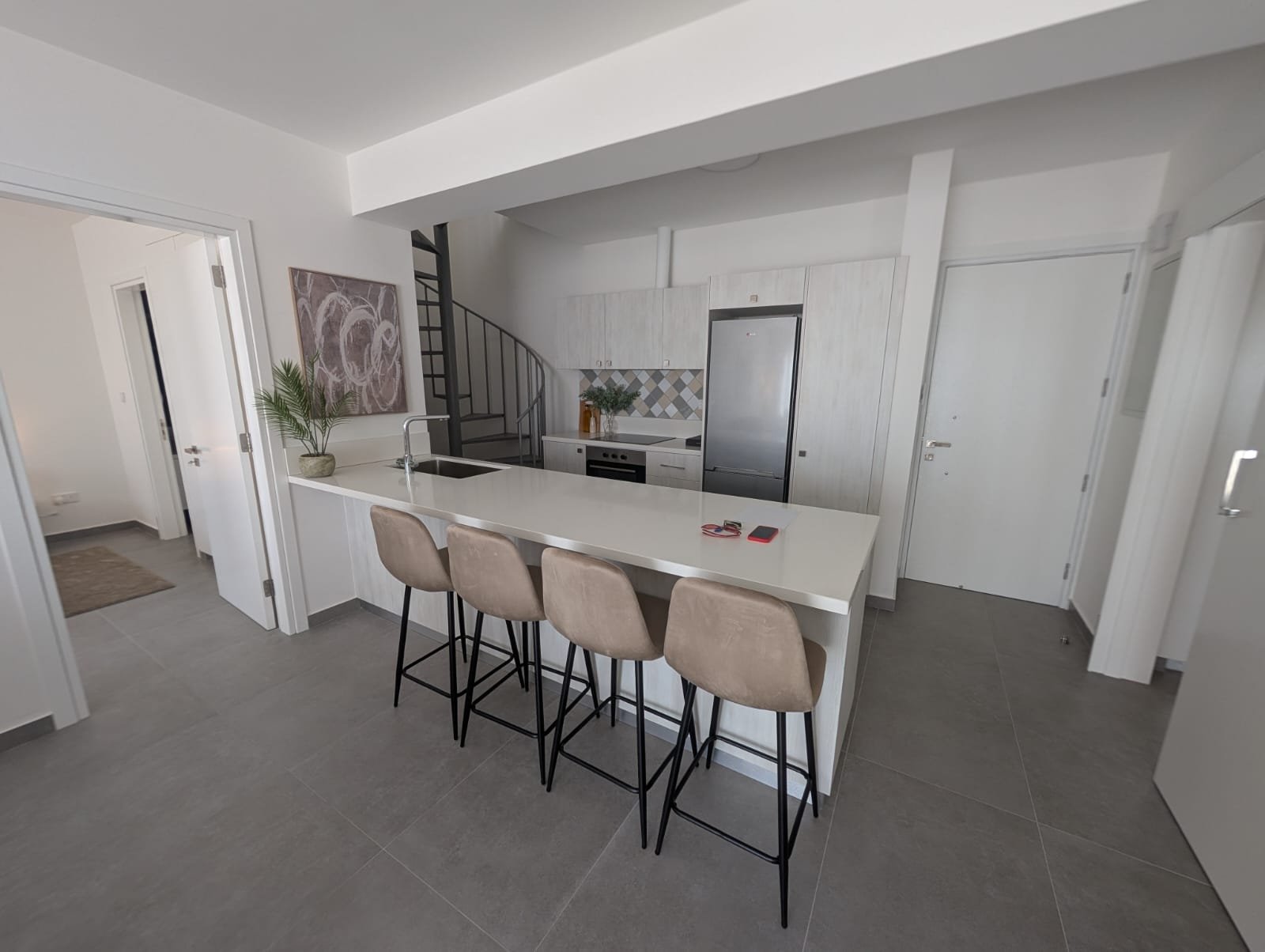 Unique 2 Bedroom 2 Bathroom Sea-View Apartment with Private Roof Terrace in Universal Area of Paphos