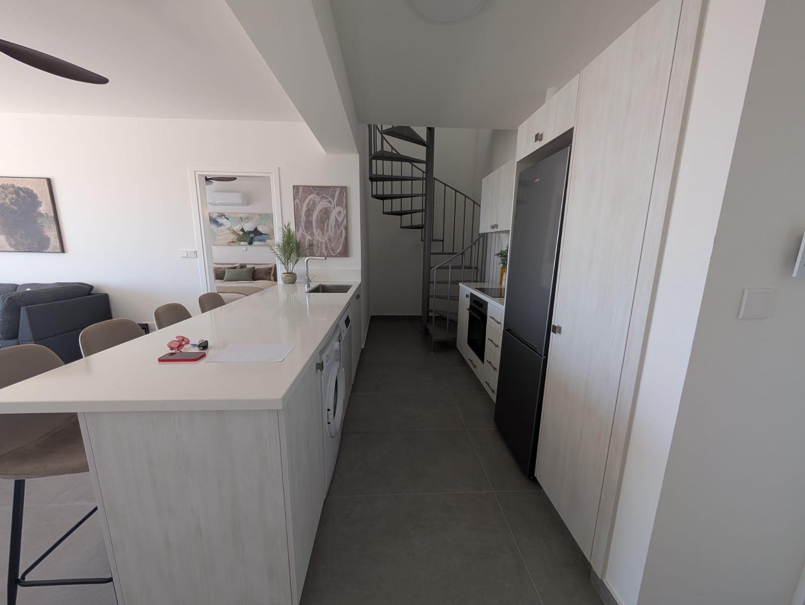 Unique 2 Bedroom 2 Bathroom Sea-View Apartment with Private Roof Terrace in Universal Area of Paphos