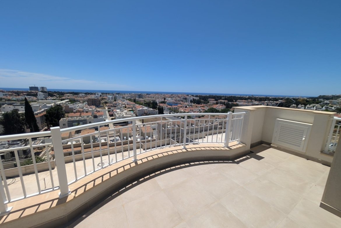 Unique 2 Bedroom 2 Bathroom Sea-View Apartment with Private Roof Terrace in Universal Area of Paphos