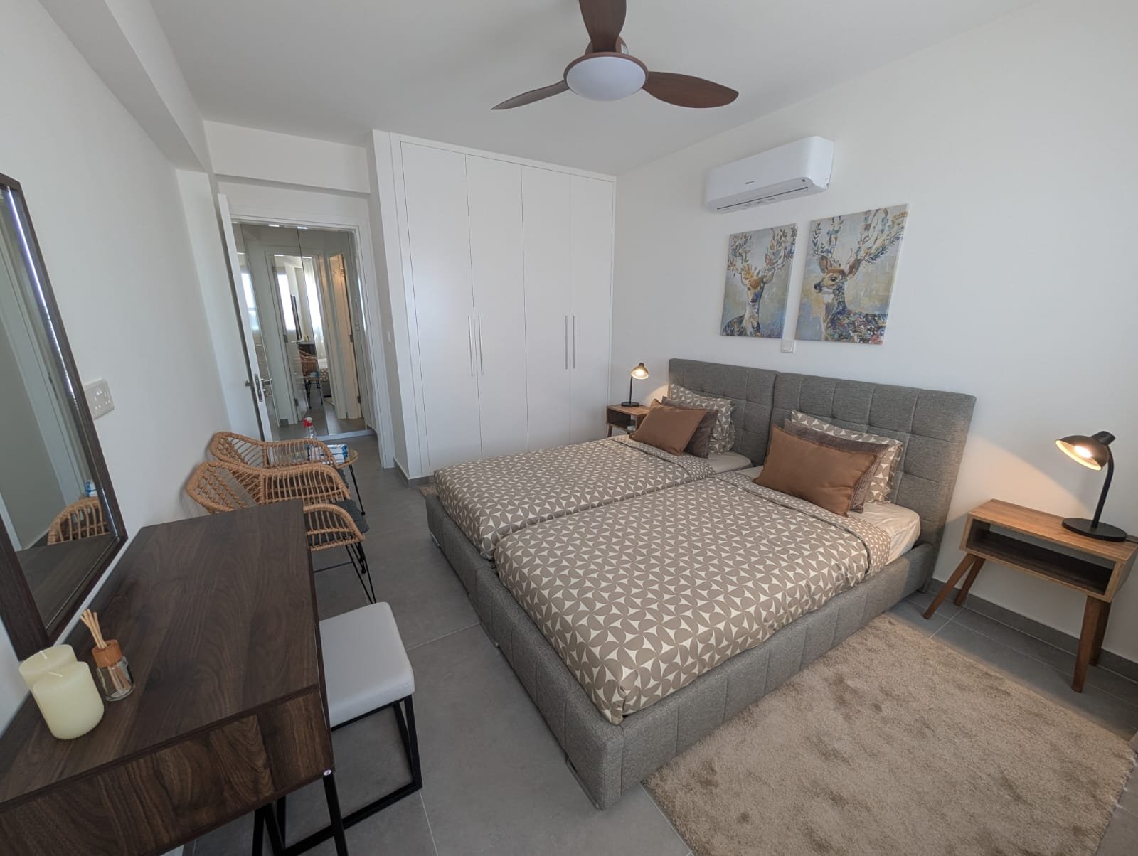 Unique 2 Bedroom 2 Bathroom Sea-View Apartment with Private Roof Terrace in Universal Area of Paphos