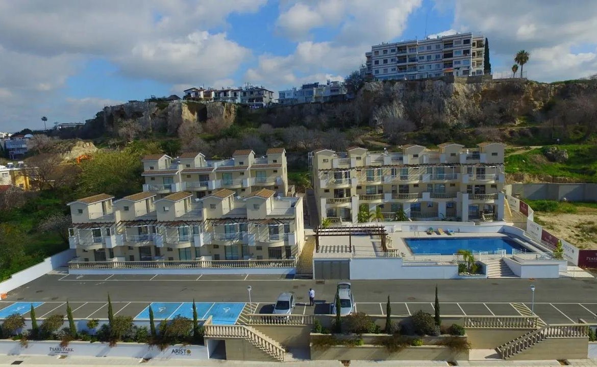 Unique 2 Bedroom 2 Bathroom Sea-View Apartment with Private Roof Terrace in Universal Area of Paphos