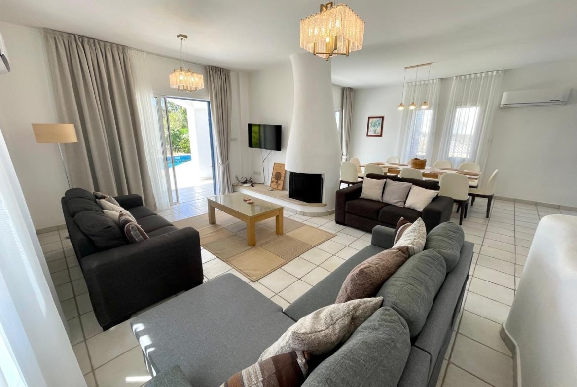 Five Bedroom Four Bathroom Sea-Side Unique Villa in Chloraka Area of Paphos