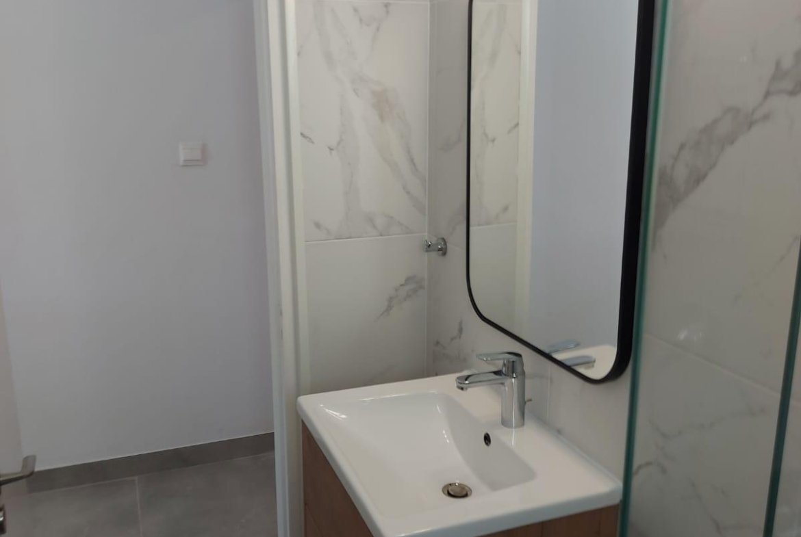 Ground‑Floor One‑Bedroom Apartment in Paphos – Universal