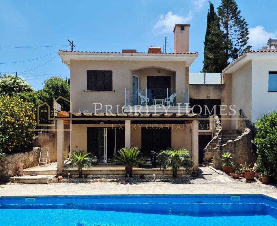 Charming Three-Bedroom Detached Villa in Stefanie Hills, Tala