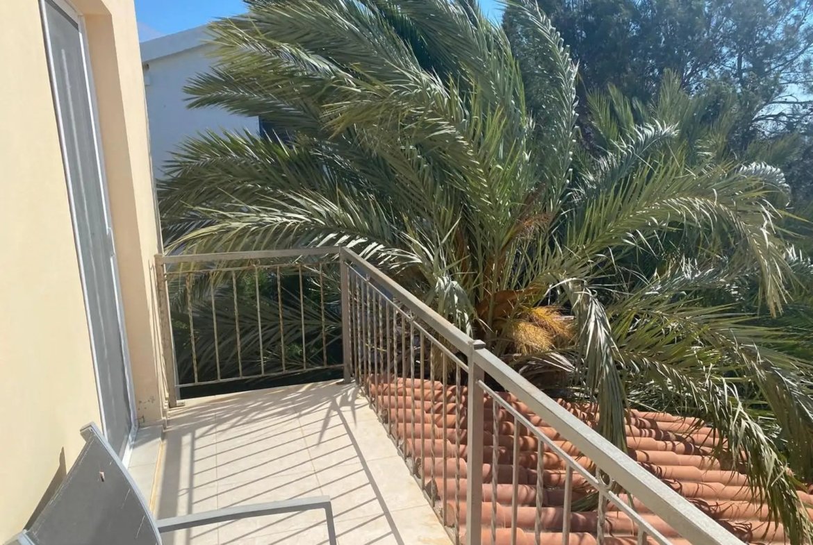 Fully Furnished Three-Bed Villa with Private Pool in Sea Caves Pegeia